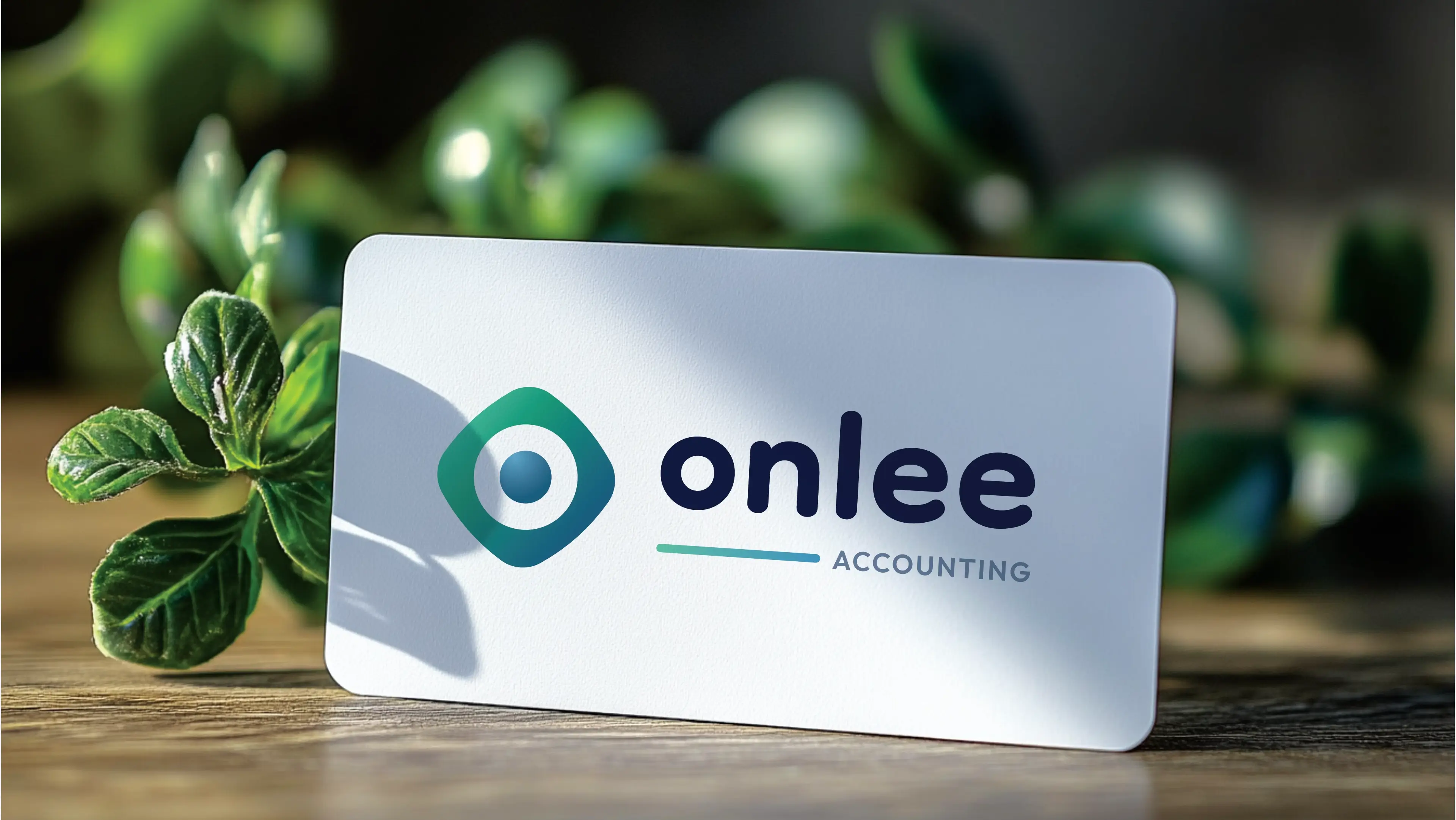 onlee-accounting - 4th Monochrome Mockup